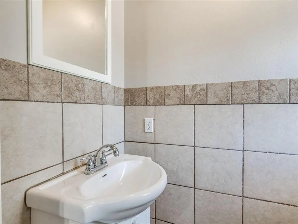 Photo 19 — 208 Thompson Drive, Norman, OK 73069