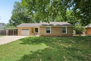 Sold home at 1229 Westlawn Drive