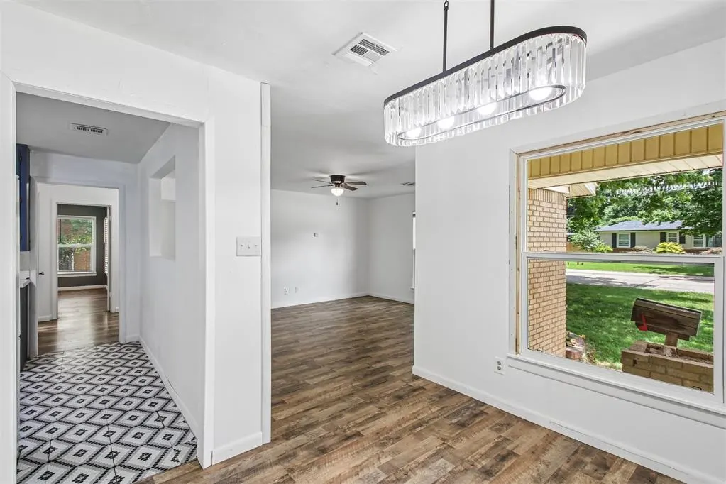 Photo 10 — 1229 Westlawn Drive, Norman, OK 73069