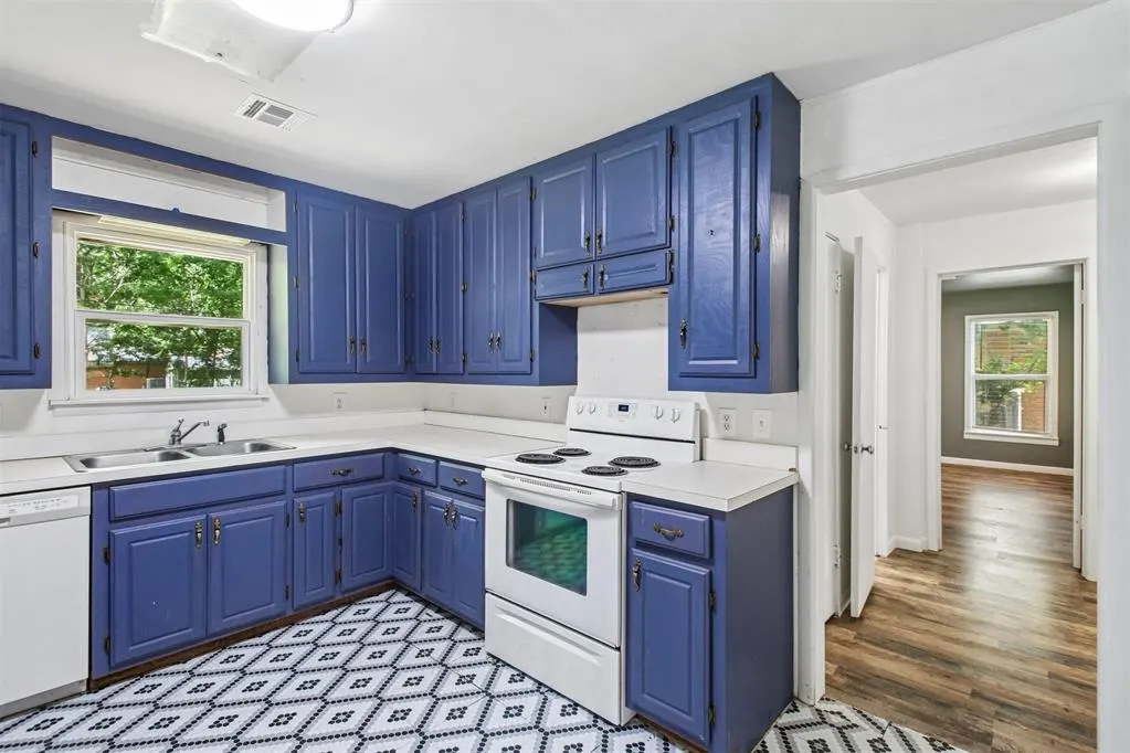 Photo 12 — 1229 Westlawn Drive, Norman, OK 73069