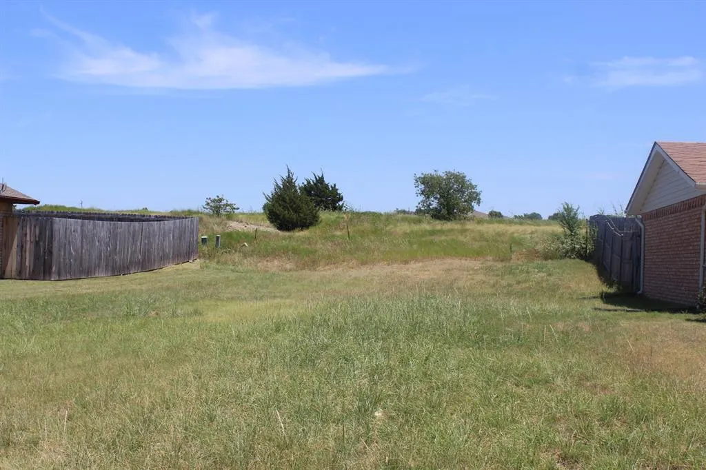Photo 8 — 506 NE Flower Mound Road, Lawton, OK 73507