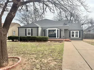 Sold home at 1016 E Cypress Street