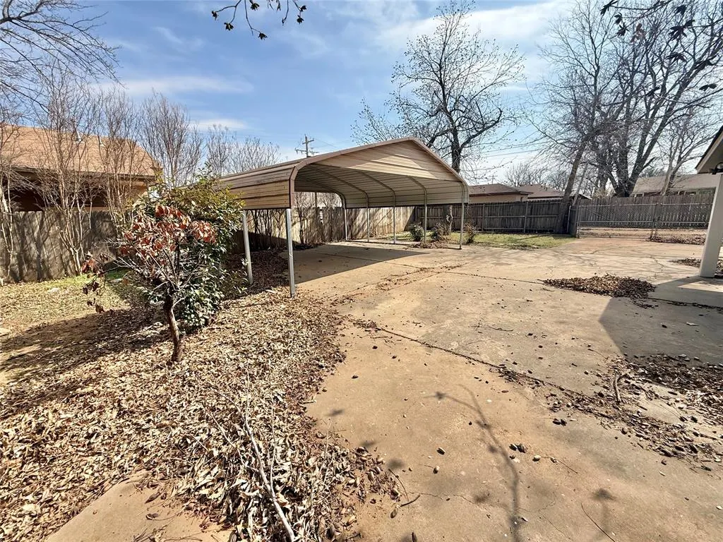 Photo 30 — 1016 E Cypress Street, Altus, OK 73521