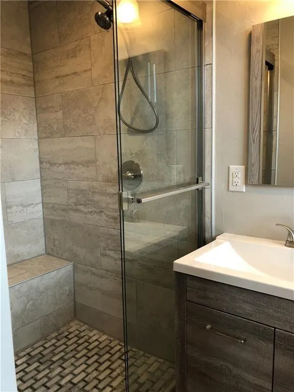 Photo 6 — 2620 Keats Place, The Village, OK 73120
