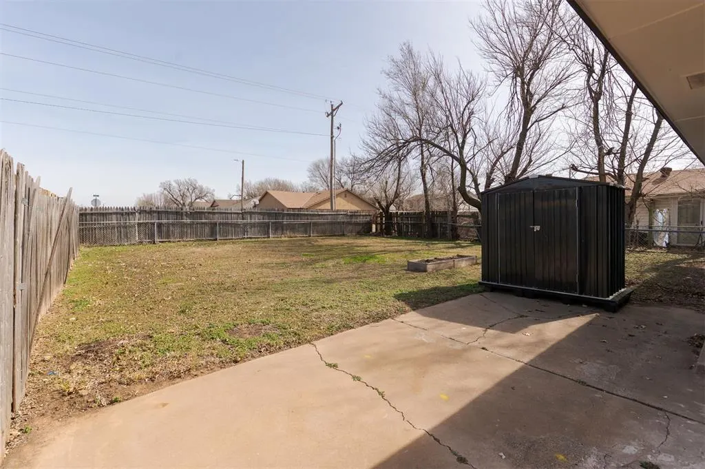 Photo 33 — 824 Cedar Crest Drive, Edmond, OK 73003