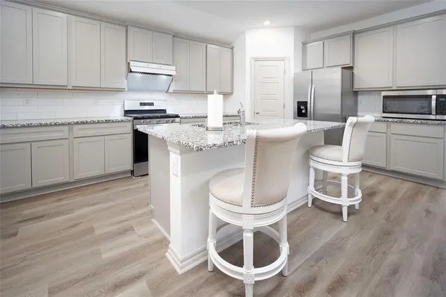 Photo 4 — 14613 Travertine Falls Lane, Oklahoma City, OK 73142