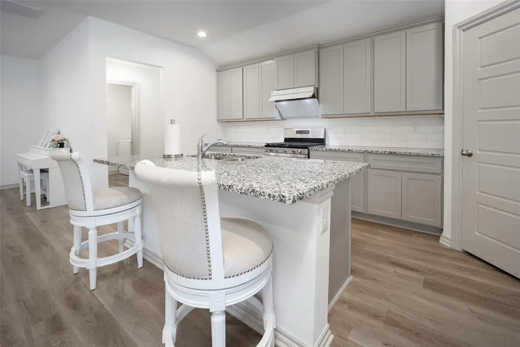 Photo 5 — 14613 Travertine Falls Lane, Oklahoma City, OK 73142