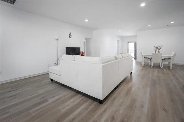 Photo 7 — 14613 Travertine Falls Lane, Oklahoma City, OK 73142