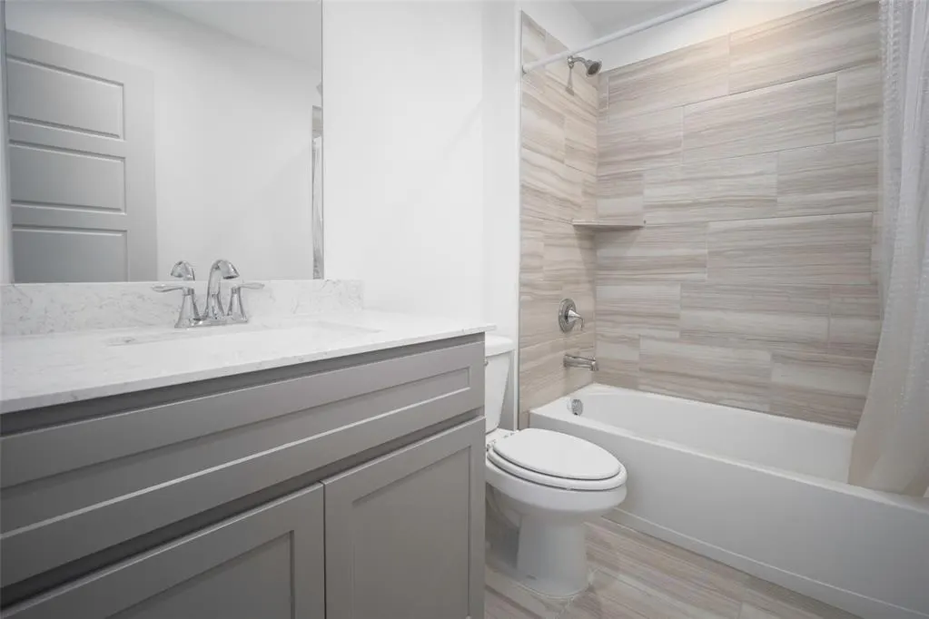 Photo 15 — 14613 Travertine Falls Lane, Oklahoma City, OK 73142
