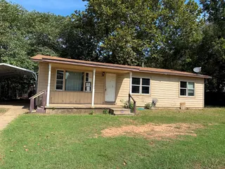 Sold home at 1822 W Elm Street