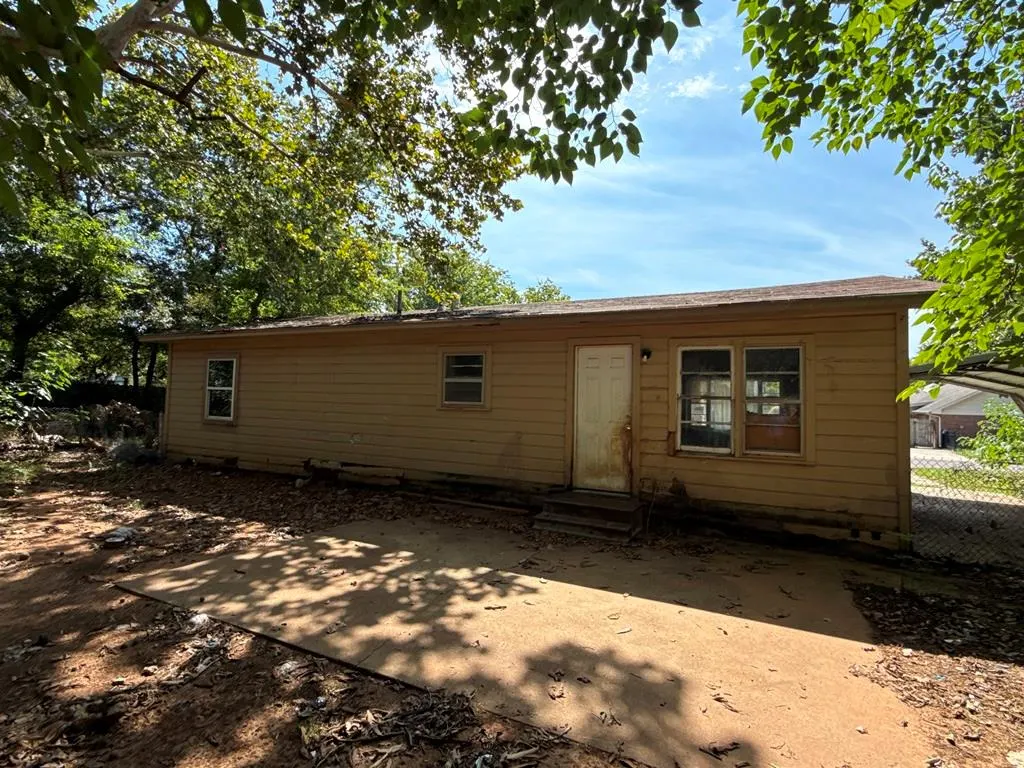 Photo 13 — 1822 W Elm Street, Durant, OK 74701