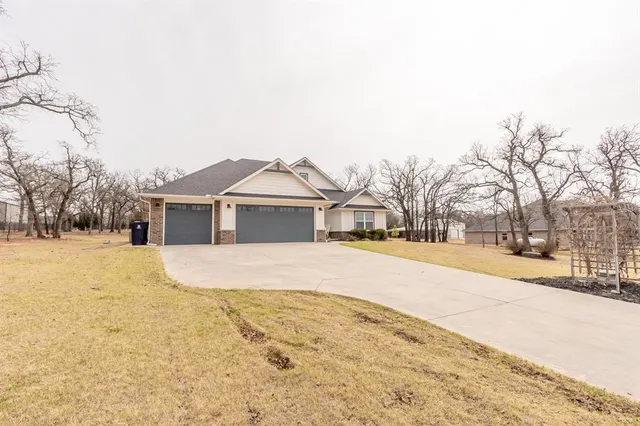 Photo 4 — 9408 SW Megans Way, McLoud, OK 74851