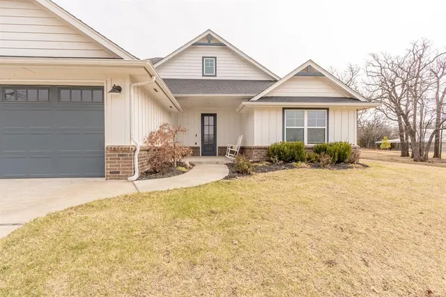 Photo 6 — 9408 SW Megans Way, McLoud, OK 74851
