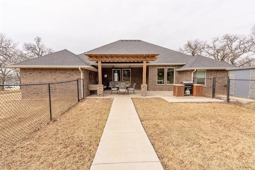Photo 37 — 9408 SW Megans Way, McLoud, OK 74851