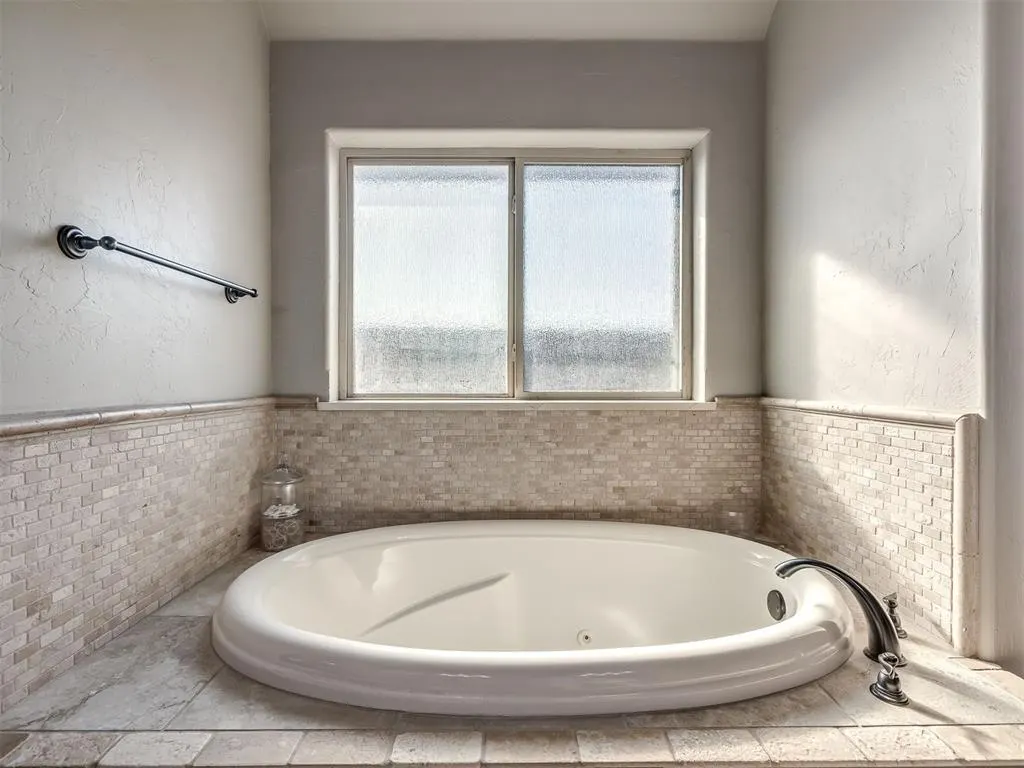 Photo 21 — 9124 SW 36th Street, Oklahoma City, OK 73179