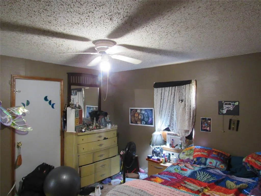 Photo 6 — 805 SW 4th, Lindsay, OK 73052