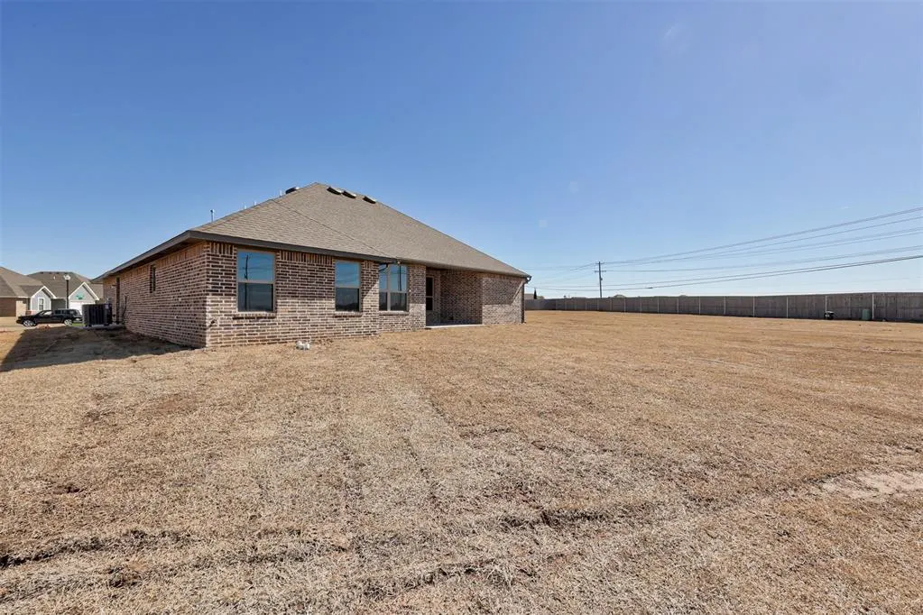Photo 42 — 9220 NW 123rd Street, Yukon, OK 73099