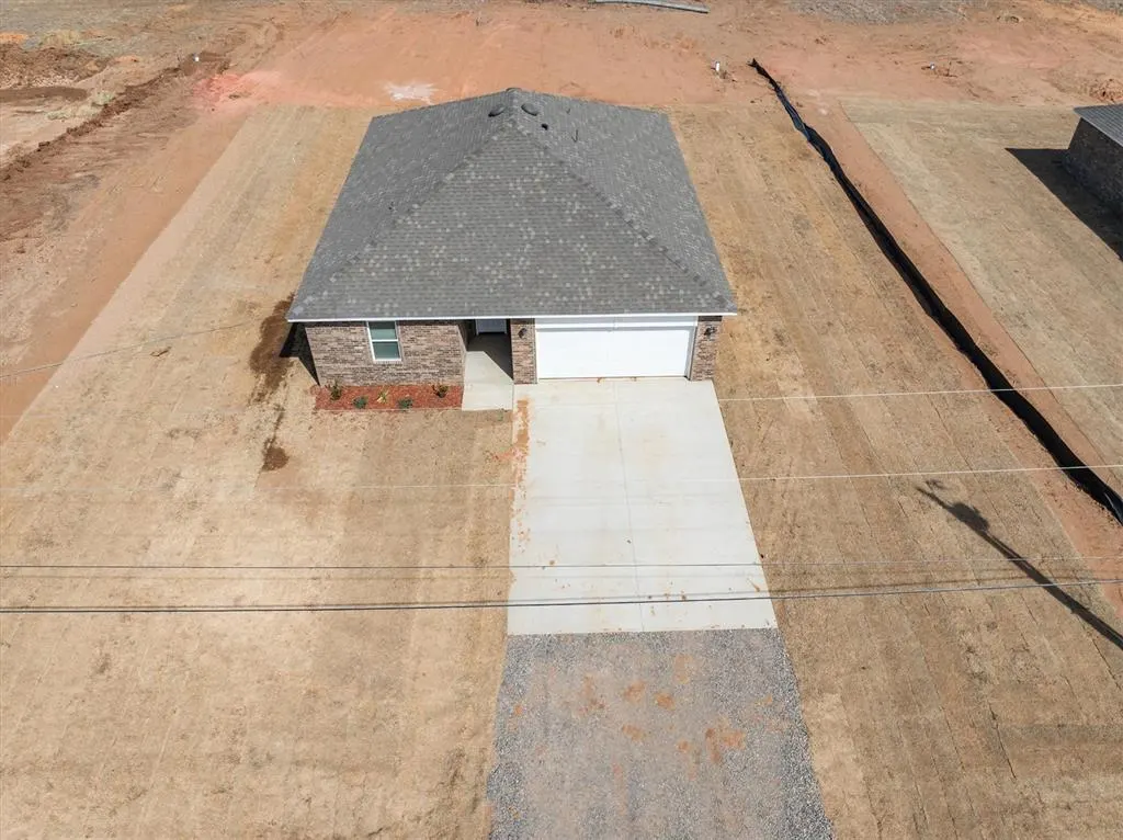 Photo 8 — 5190 Grassland Drive, Guthrie, OK 73044