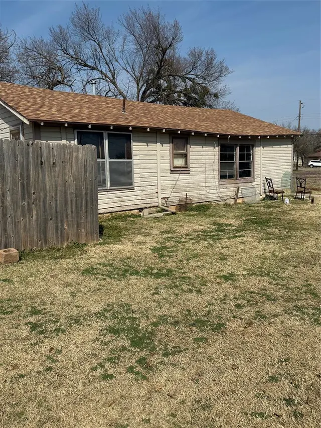 Photo 5 — 2509 N Outpost Drive, Midwest City, OK 73141