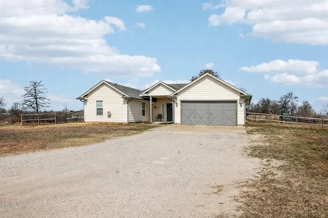 Photo 3 — 17291 Cottonwood Court, Newalla, OK 74857