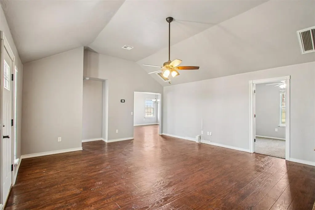 Photo 9 — 17291 Cottonwood Court, Newalla, OK 74857