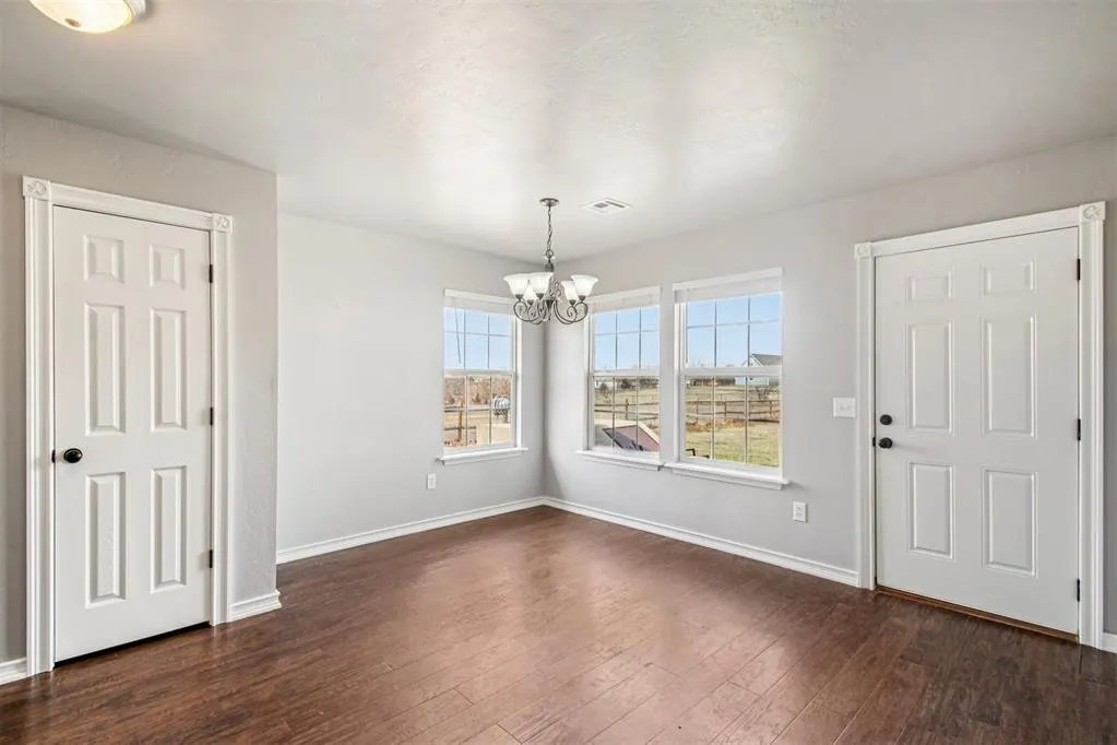 Photo 11 — 17291 Cottonwood Court, Newalla, OK 74857