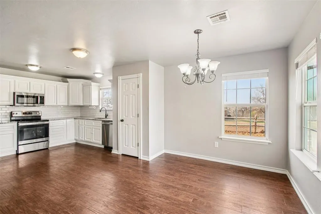 Photo 13 — 17291 Cottonwood Court, Newalla, OK 74857