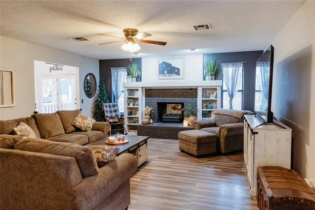 Photo 2 — 341872 E Hill Street, Chandler, OK 74834