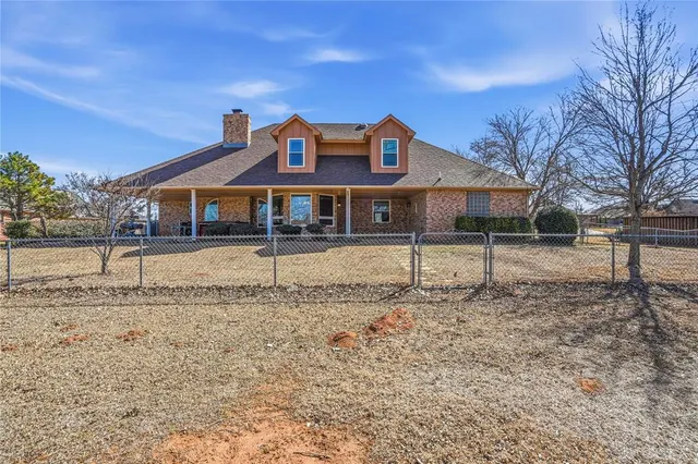 Photo 6 — 3304 Pondridge Road, Chickasha, OK 73018