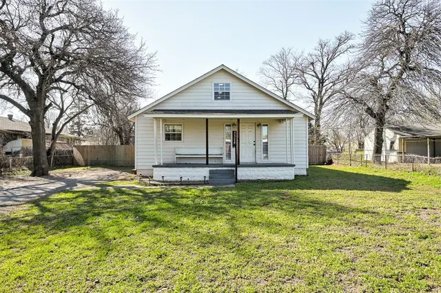 Front exterior — 3328 SE 18th Street, Oklahoma City, OK 73115