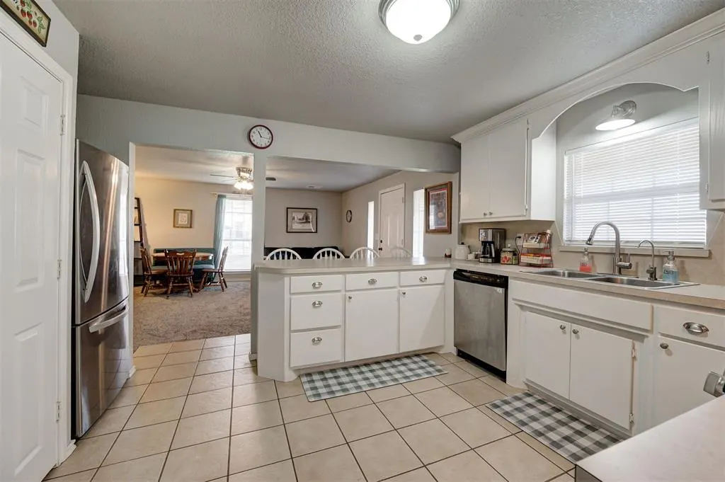 Photo 14 — 3328 SE 18th Street, Oklahoma City, OK 73115
