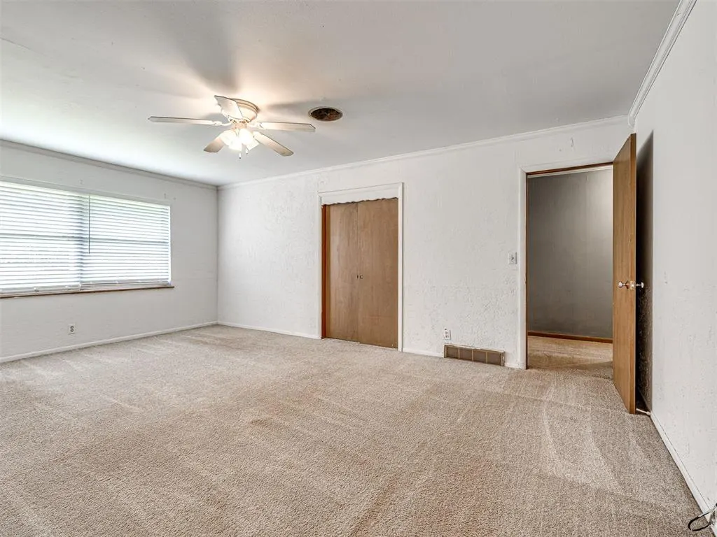 Photo 17 — 1212 Lynnwood Avenue, Lindsay, OK 73052