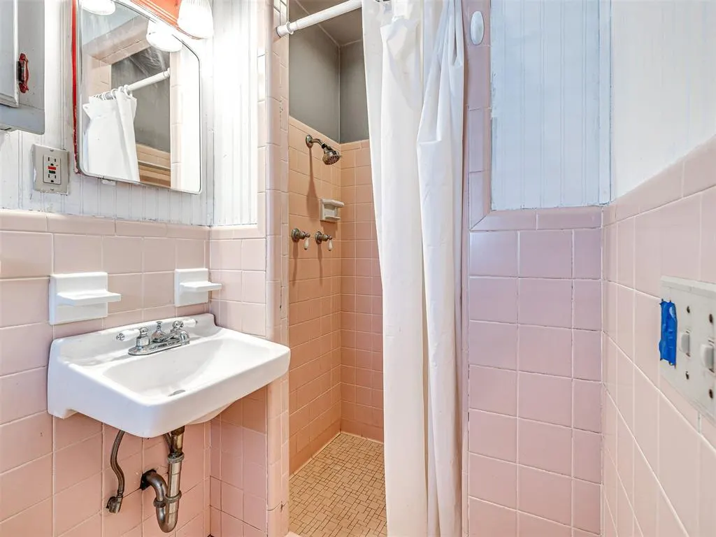 Photo 29 — 1212 Lynnwood Avenue, Lindsay, OK 73052