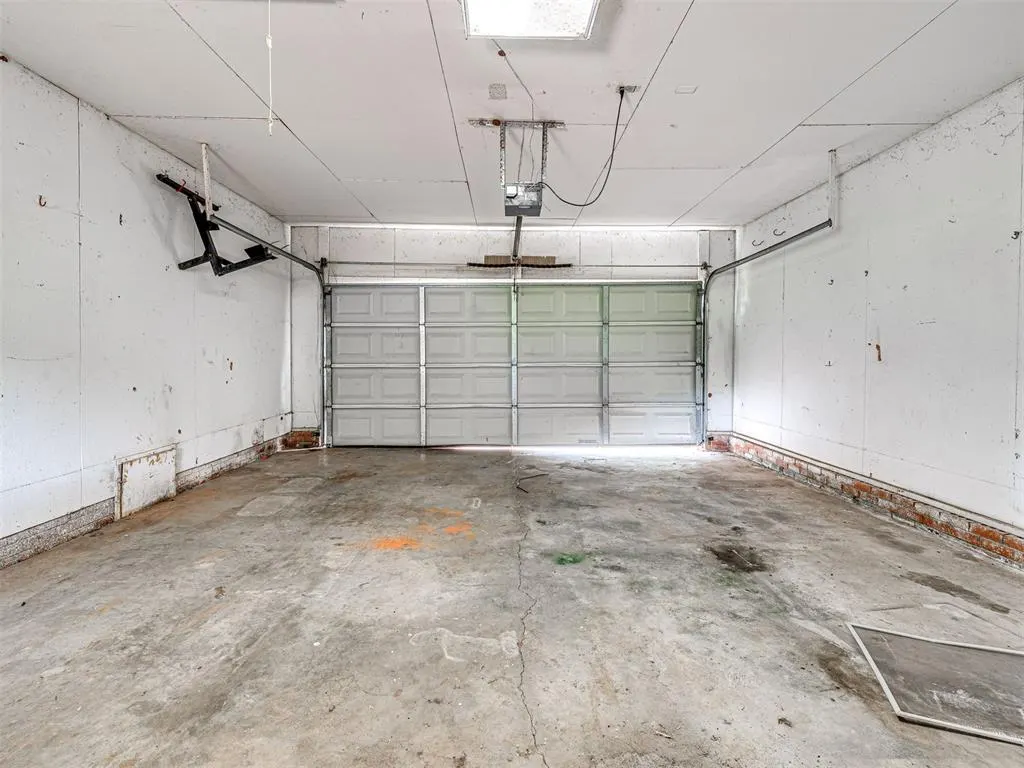 Photo 36 — 1212 Lynnwood Avenue, Lindsay, OK 73052
