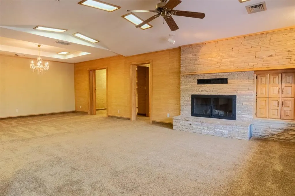 Photo 9 — 300 Lana Drive, Pauls Valley, OK 73075