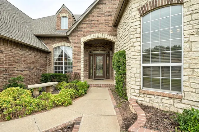 Photo 5 — 14405 Fossil Creek Lane, Oklahoma City, OK 73134