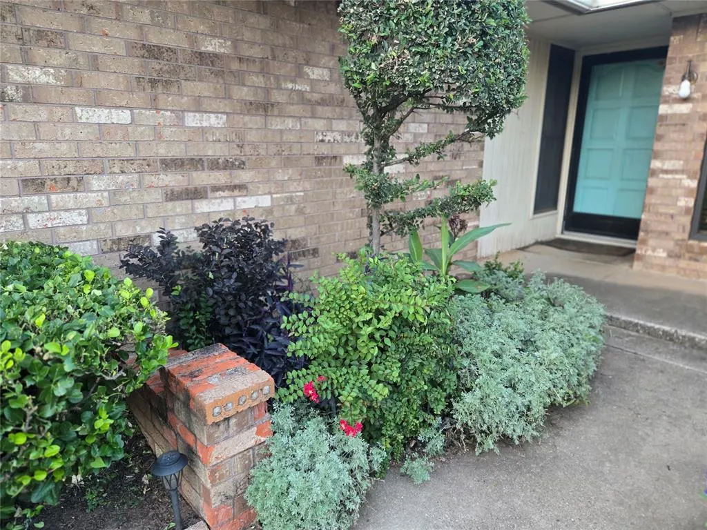 Photo 4 — 2320 Celina Drive, Midwest City, OK 73130