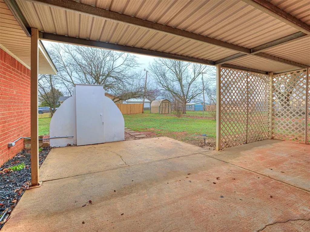 Photo 45 — 1005 Birch Street, Wellston, OK 74881