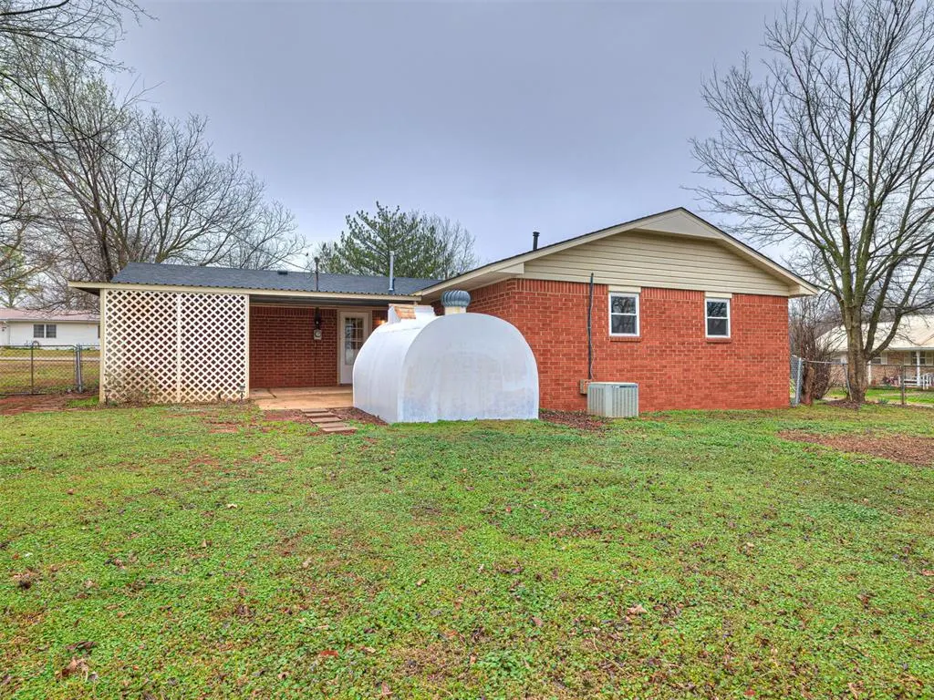 Photo 49 — 1005 Birch Street, Wellston, OK 74881
