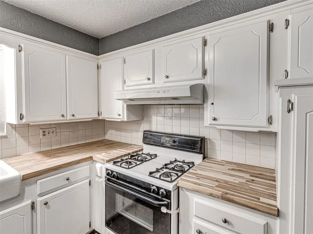 Photo 12 — 1005 Birch Street, Wellston, OK 74881