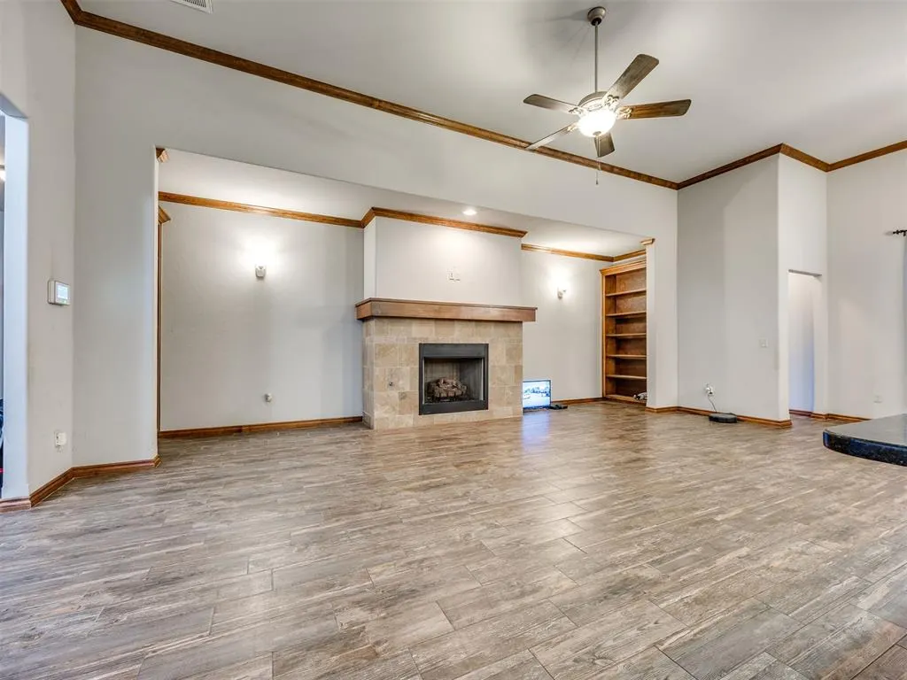 Photo 7 — 5329 Starling Way, Oklahoma City, OK 73179