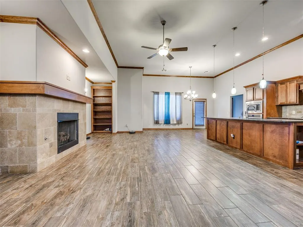 Photo 16 — 5329 Starling Way, Oklahoma City, OK 73179
