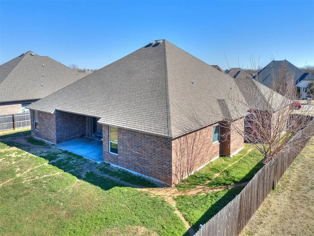 Photo 28 — 5329 Starling Way, Oklahoma City, OK 73179