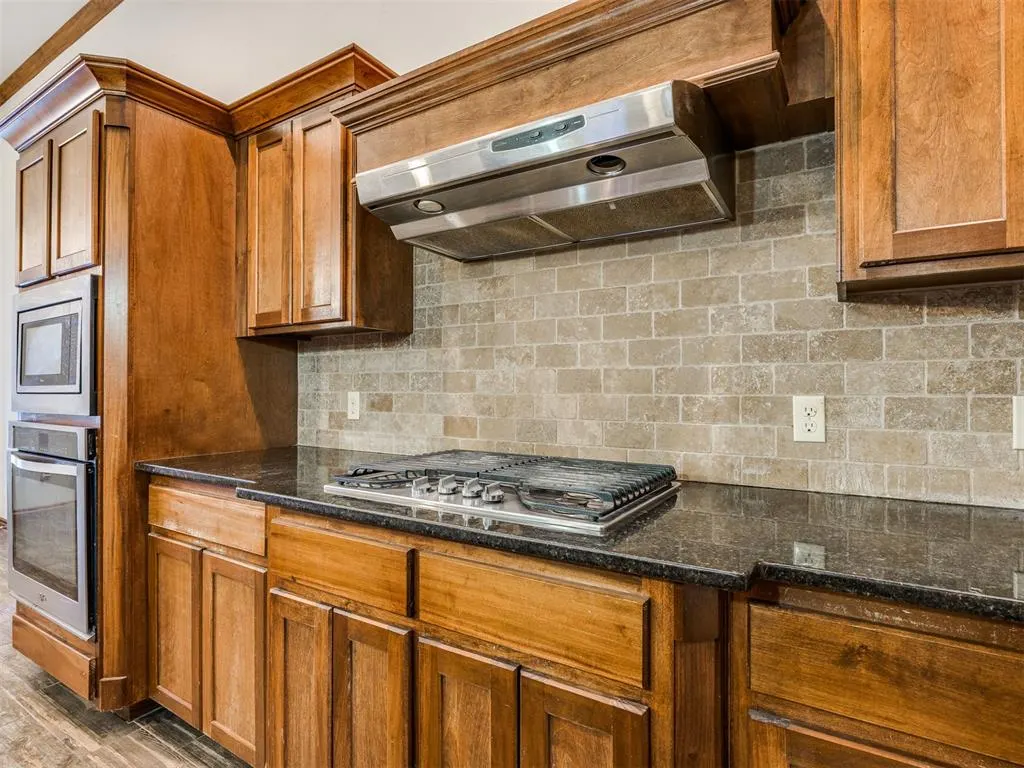 Photo 25 — 5329 Starling Way, Oklahoma City, OK 73179