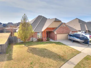 Sold home at 5329 Starling Way