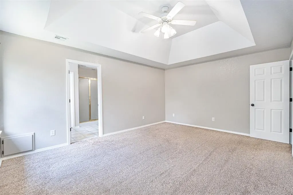 Photo 5 — 14409 Harli Lane, Oklahoma City, OK 73170