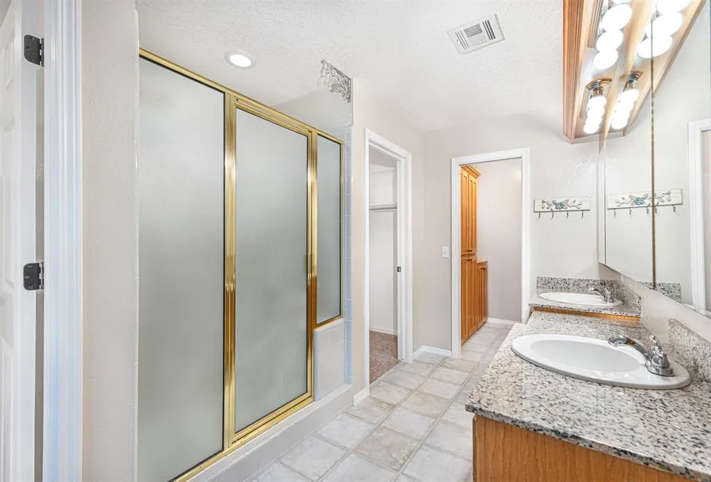 Photo 6 — 14409 Harli Lane, Oklahoma City, OK 73170