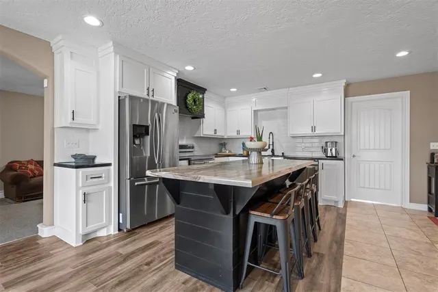 Photo 4 — 17390 N County Road 3197, Pauls Valley, OK 73075