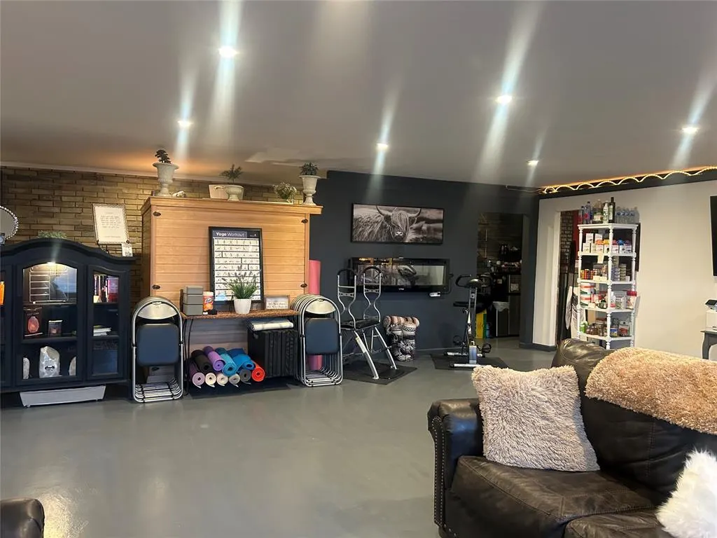 Photo 14 — 306 E Highway 66 Highway, Wellston, OK 74881