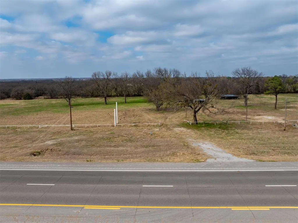 Photo 6 — 17266 Us Highway 70, Lone grove, OK 73443